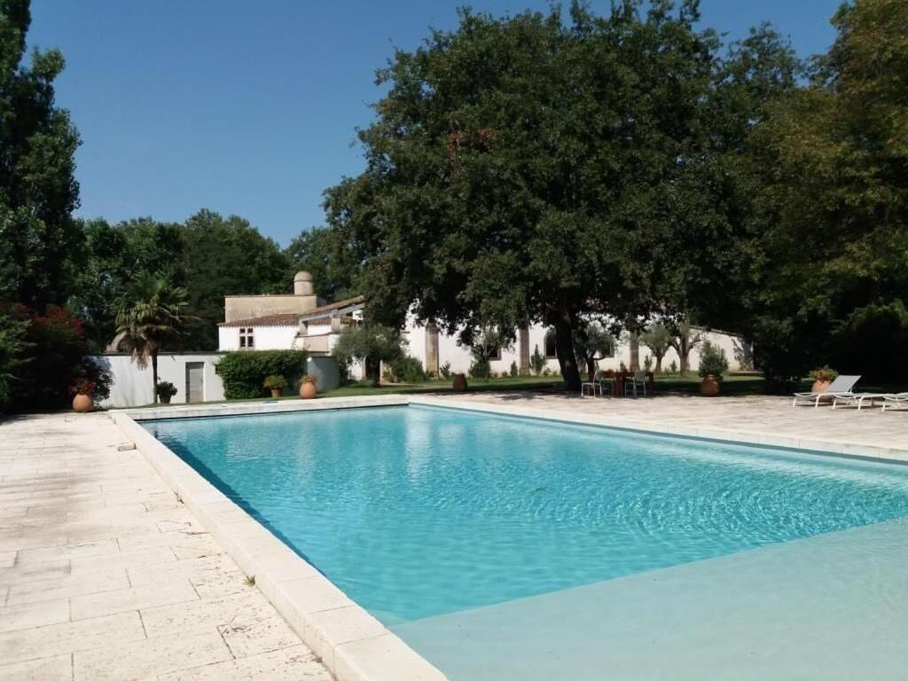 Vila Mas Des Becasses, En Provence - 22 Personnes Arles Exteriér fotografie