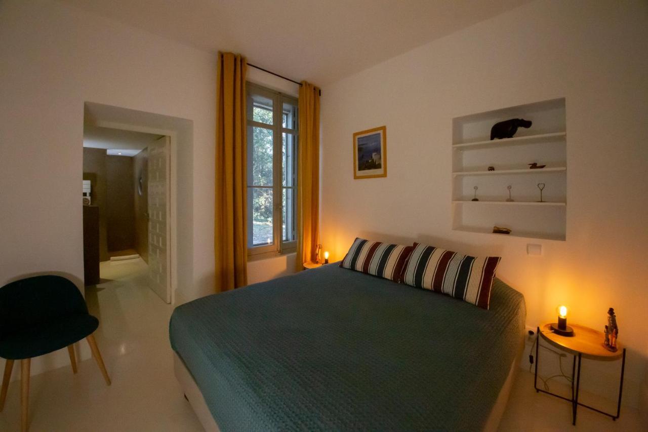 Vila Mas Des Becasses, En Provence - 22 Personnes Arles Exteriér fotografie