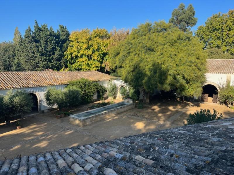 Vila Mas Des Becasses, En Provence - 22 Personnes Arles Exteriér fotografie